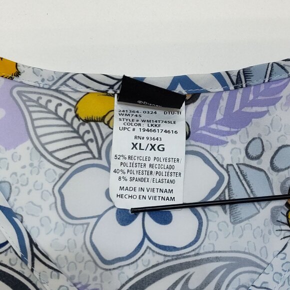 Scrubstar Disney Lion King V-Neck Print Scrub Top XL Simba & Floral Pattern NWOT - Picture 4 of 6